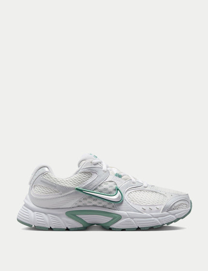Nike V5 RNR Shoes - Summit White/Vast Grey/Cannon/Whiteimage1- The Sports Edit