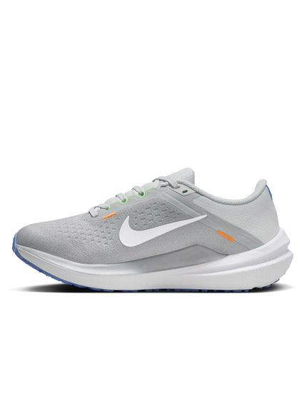 Nike Winflo 10 Shoes - Light Smoke Grey/Polar/Photon Dustimage2- The Sports Edit
