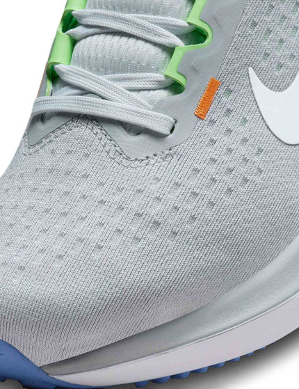 Nike Winflo 10 Shoes - Light Smoke Grey/Polar/Photon Dustimage7- The Sports Edit