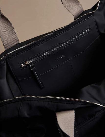 Varley Montlake Weekend Bag - Blackimage4- The Sports Edit